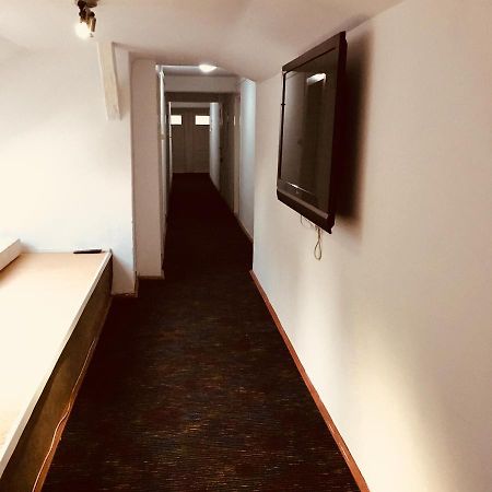 Y Hostel Balatonlelle Dış mekan fotoğraf